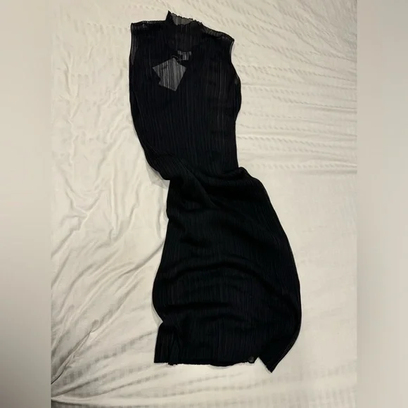 COS Sheer Plissé Midi Dress (Black) Size Large - Picture 7 of 9
